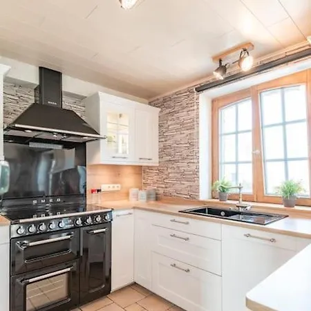 Dom wakacyjny Les 4 Bras Maison De *